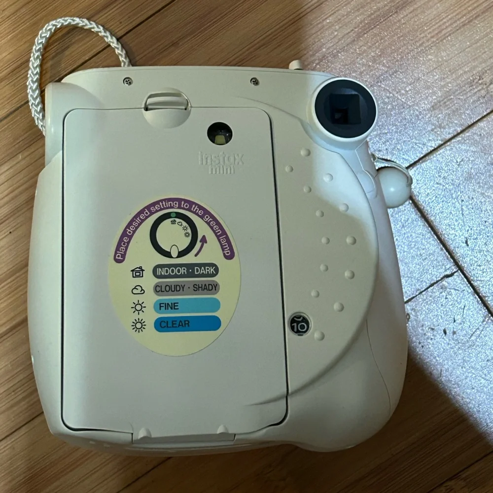 Fujifilm Instant Camera w/ case